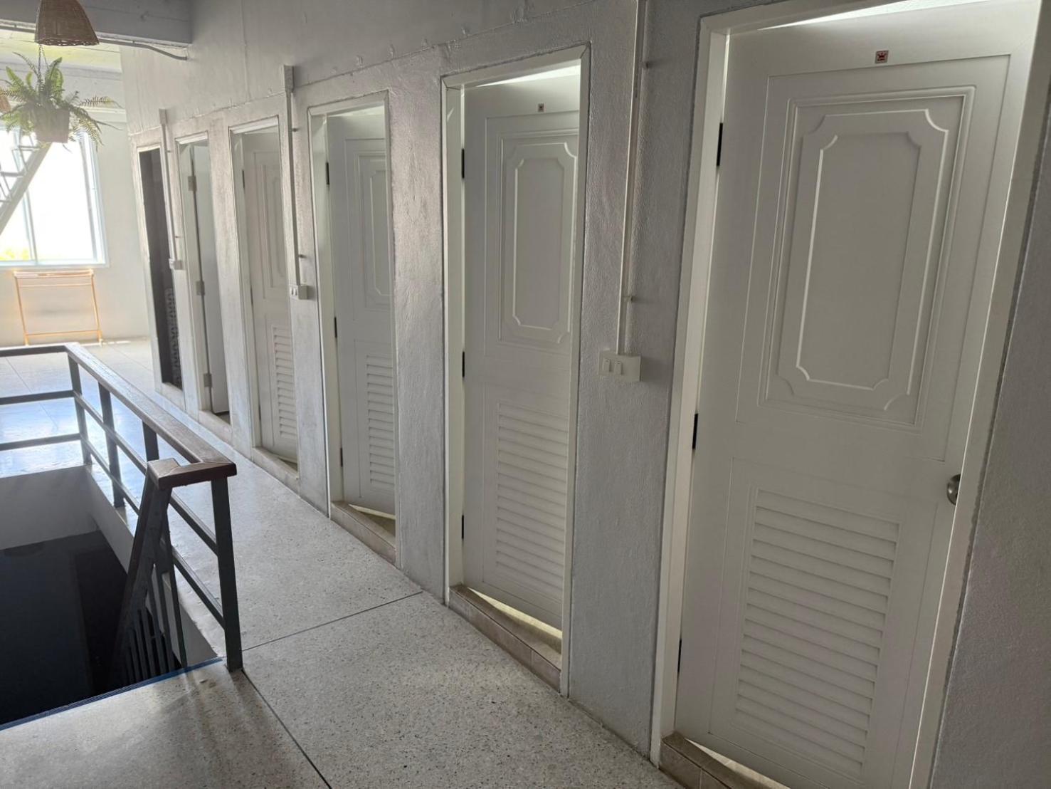 Ler Hostel 65 Pantai Chaweng Luaran gambar