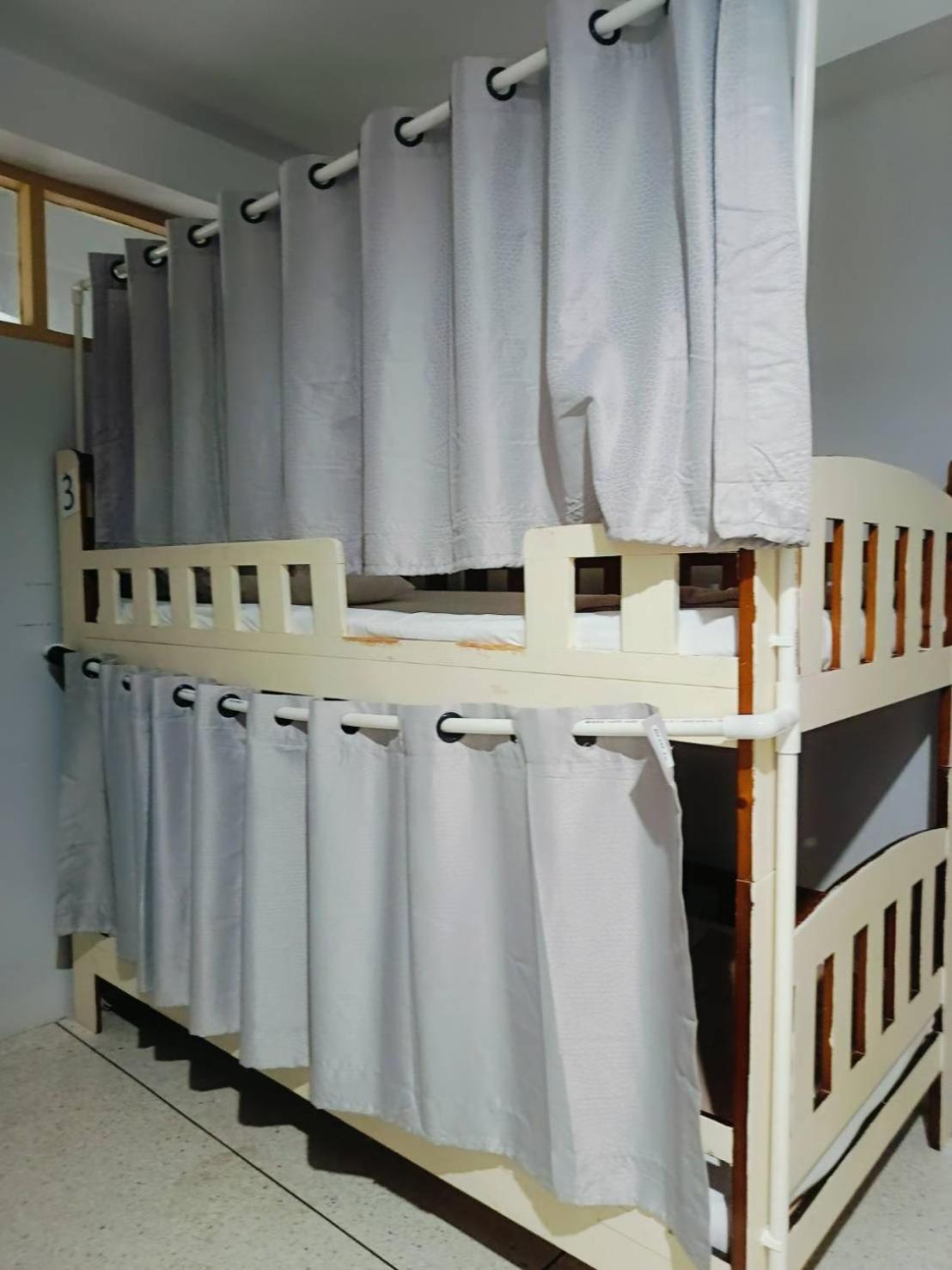 Ler Hostel 65 Pantai Chaweng Luaran gambar