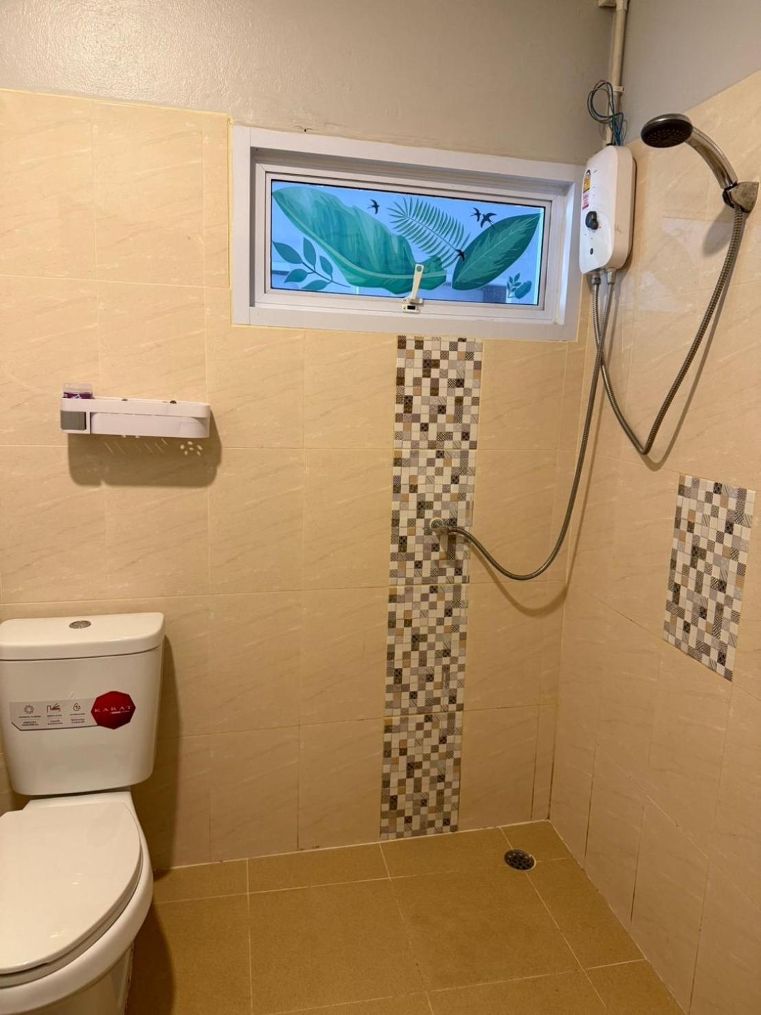 Ler Hostel 65 Pantai Chaweng Luaran gambar