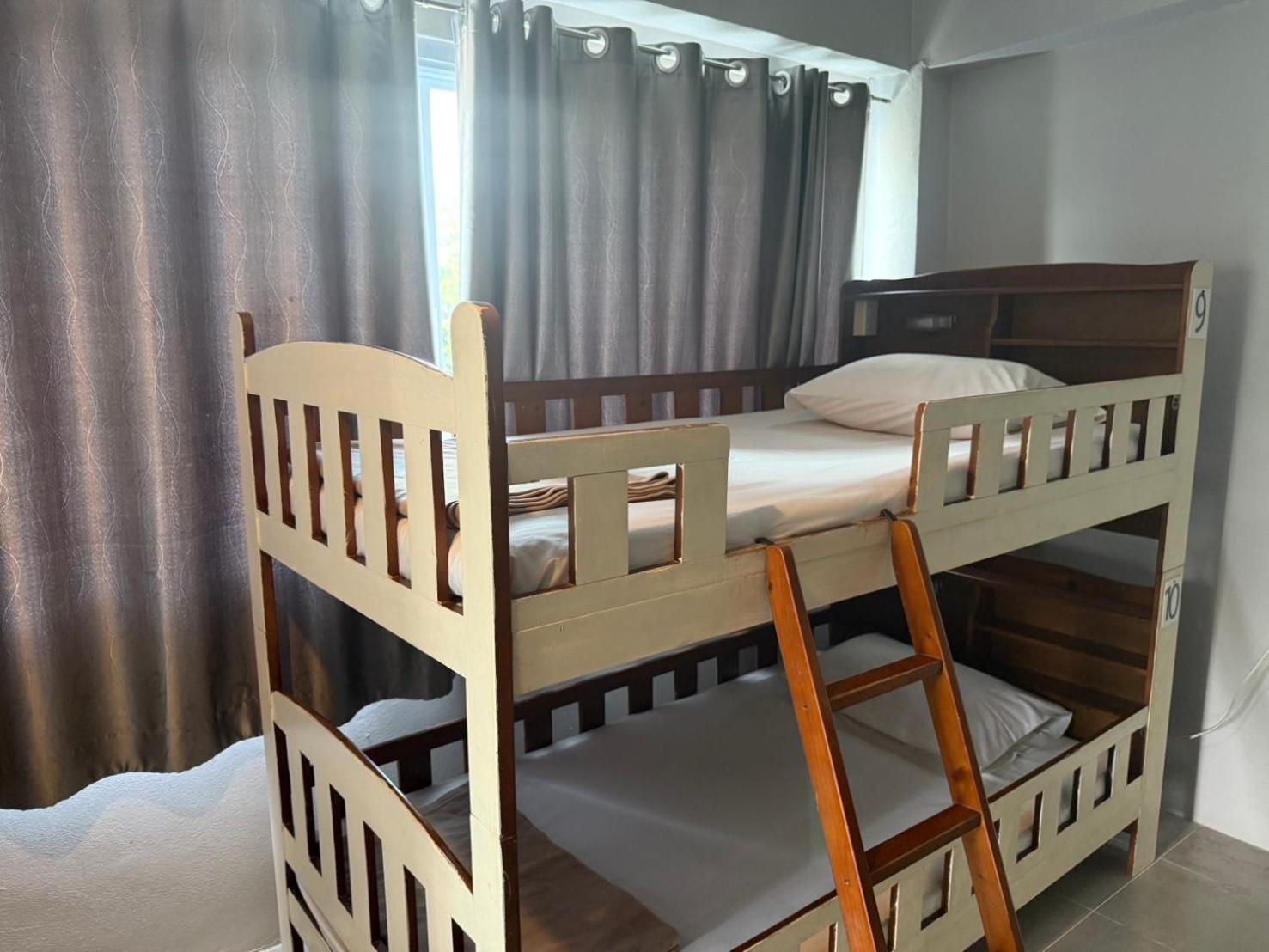 Ler Hostel 65 Pantai Chaweng Luaran gambar