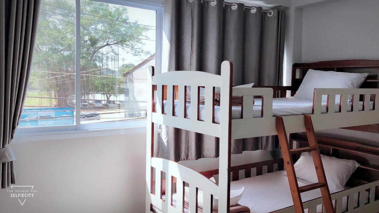 Ler Hostel 65 Pantai Chaweng Luaran gambar