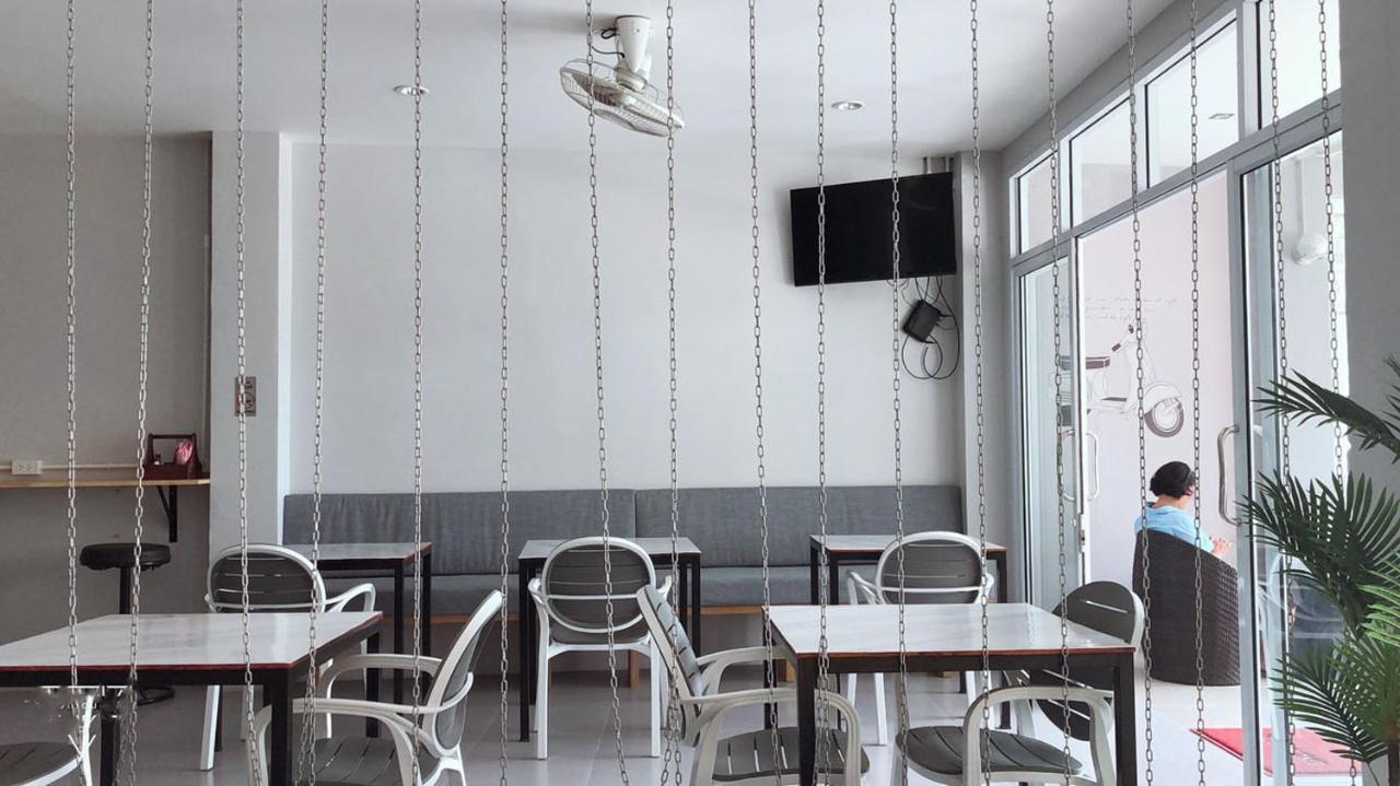 Ler Hostel 65 Pantai Chaweng Luaran gambar