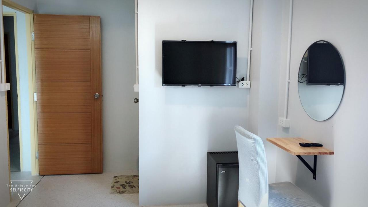 Ler Hostel 65 Pantai Chaweng Luaran gambar
