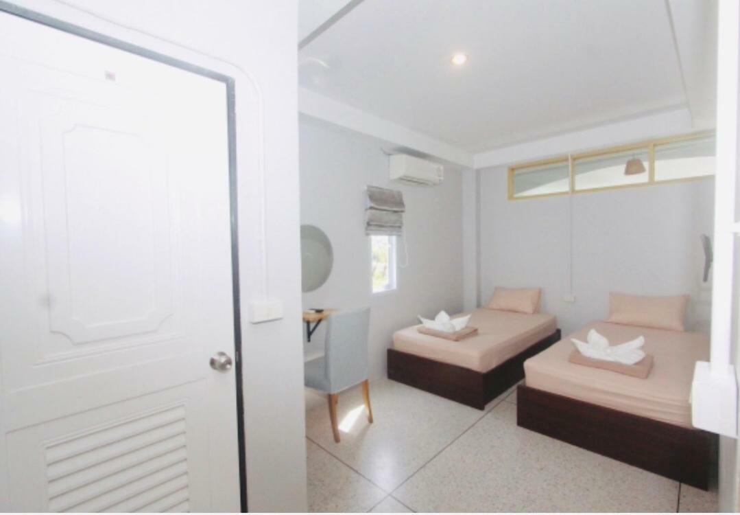 Ler Hostel 65 Pantai Chaweng Luaran gambar