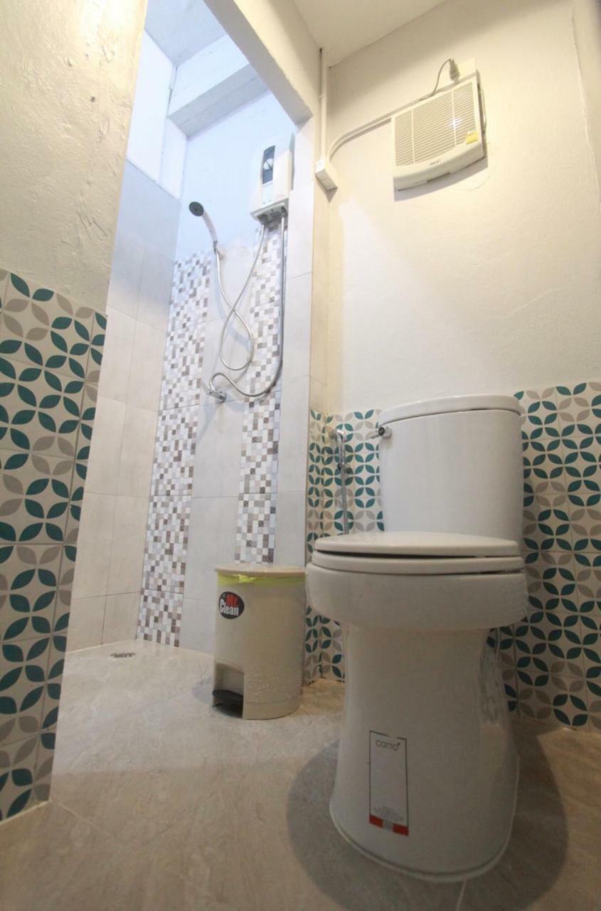 Ler Hostel 65 Pantai Chaweng Luaran gambar