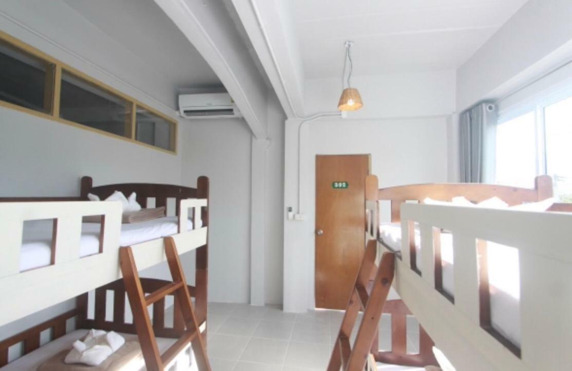 Ler Hostel 65 Pantai Chaweng Luaran gambar